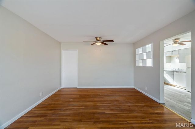 1688 Maldon Lane, St Louis, MO 63136