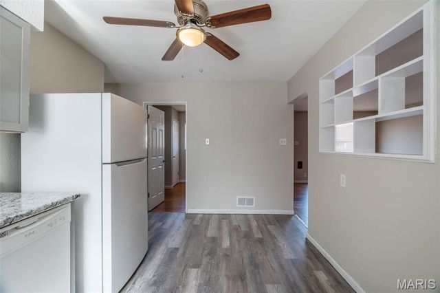 1688 Maldon Lane, St Louis, MO 63136