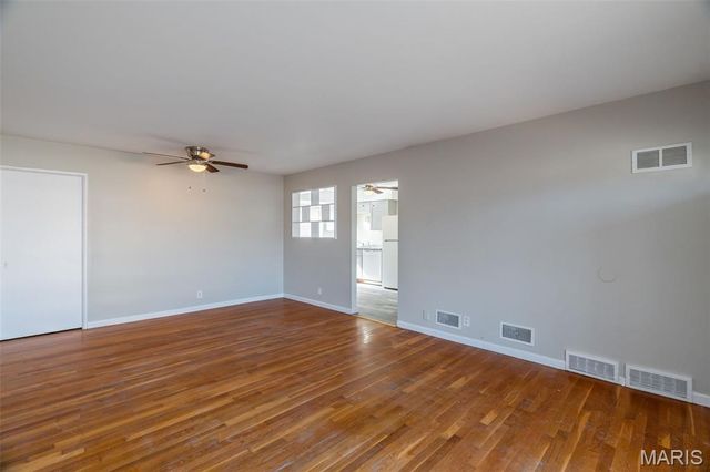 1688 Maldon Lane, St Louis, MO 63136