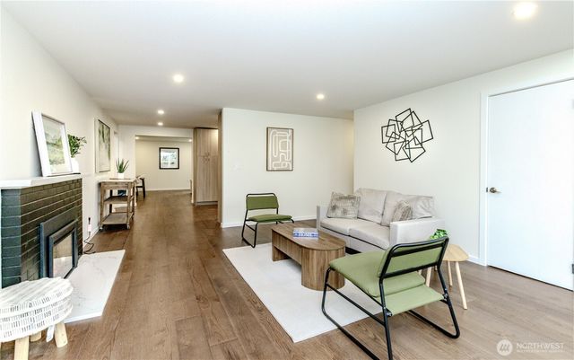 11117 Kirkwood Drive SW, Lakewood, WA 98498