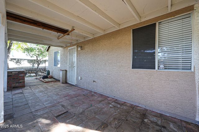 214 S RUSH Circle E, Chandler, AZ 85226