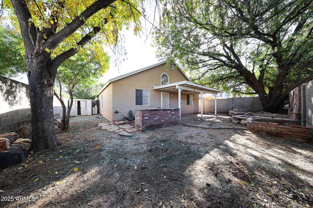 214 S RUSH Circle E, Chandler, AZ 85226