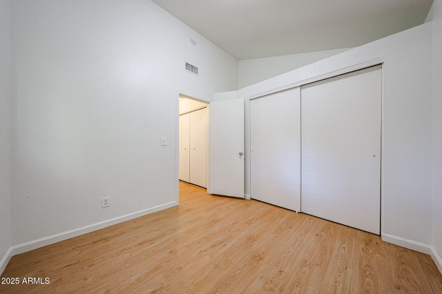 214 S RUSH Circle E, Chandler, AZ 85226