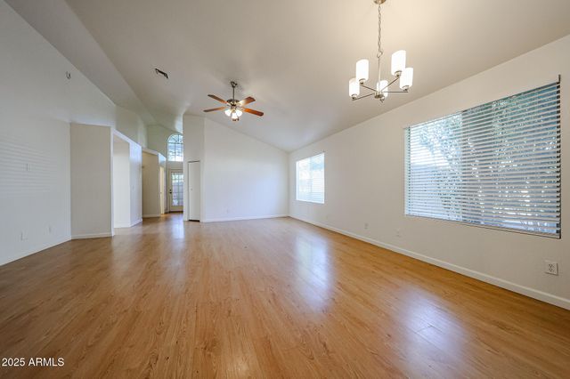 214 S RUSH Circle E, Chandler, AZ 85226