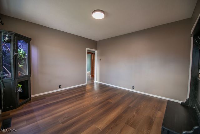 520 11th Street NW, New Philadelphia, OH 44663