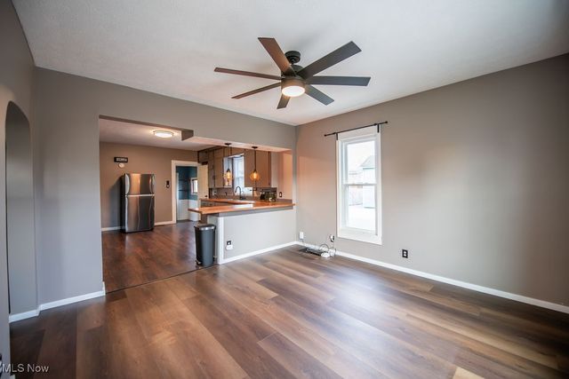 520 11th Street NW, New Philadelphia, OH 44663