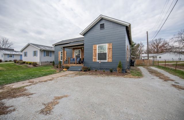 520 11th Street NW, New Philadelphia, OH 44663