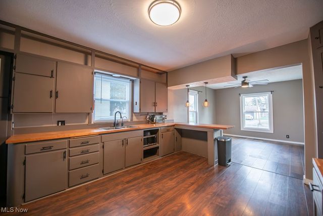 520 11th Street NW, New Philadelphia, OH 44663