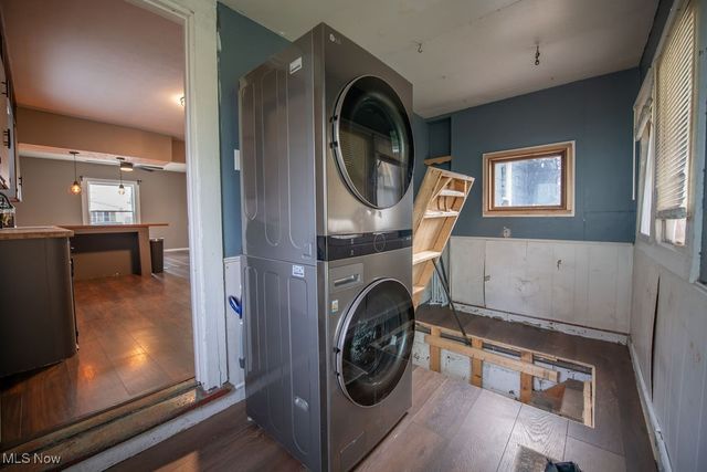 520 11th Street NW, New Philadelphia, OH 44663