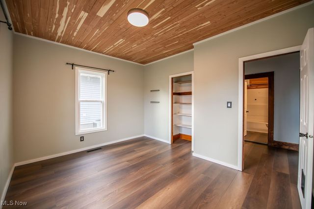 520 11th Street NW, New Philadelphia, OH 44663