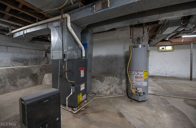 520 11th Street NW, New Philadelphia, OH 44663