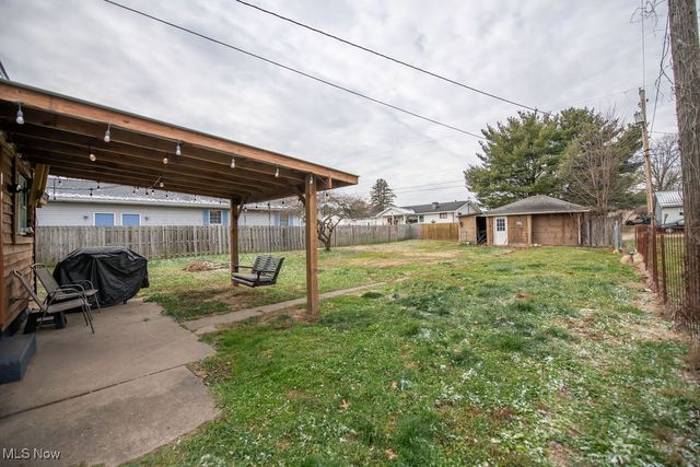 520 11th Street NW, New Philadelphia, OH 44663