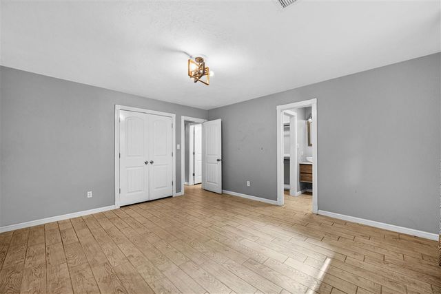 2304 NE VILLAGE DR, Lawton, OK 73507