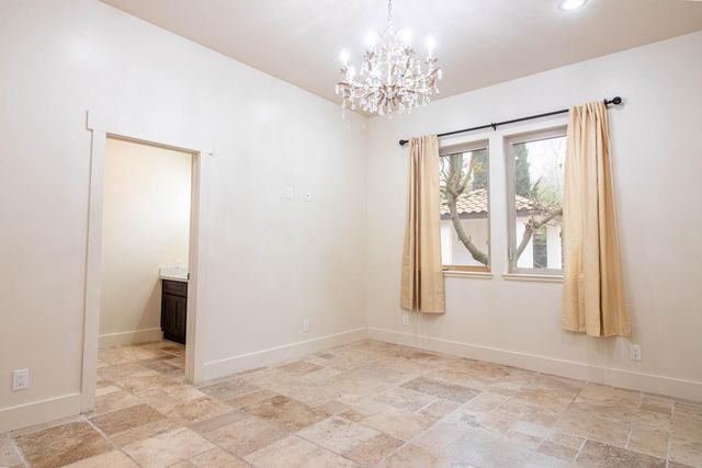 4809 Trails Ct, Modesto, CA 95357