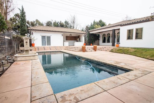 4809 Trails Ct, Modesto, CA 95357