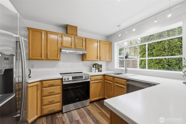 2162 NE Kevos Pond Drive, Poulsbo, WA 98370