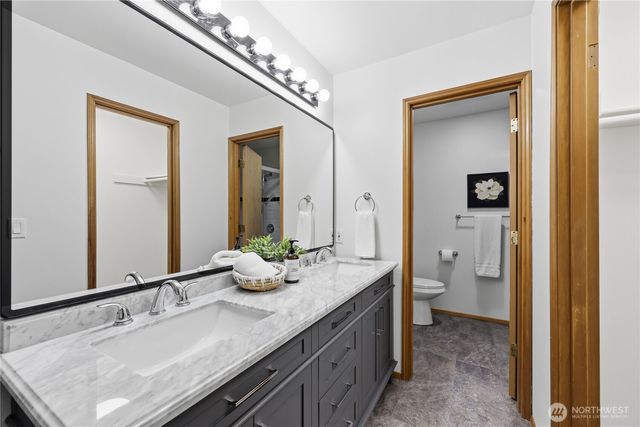 2162 NE Kevos Pond Drive, Poulsbo, WA 98370