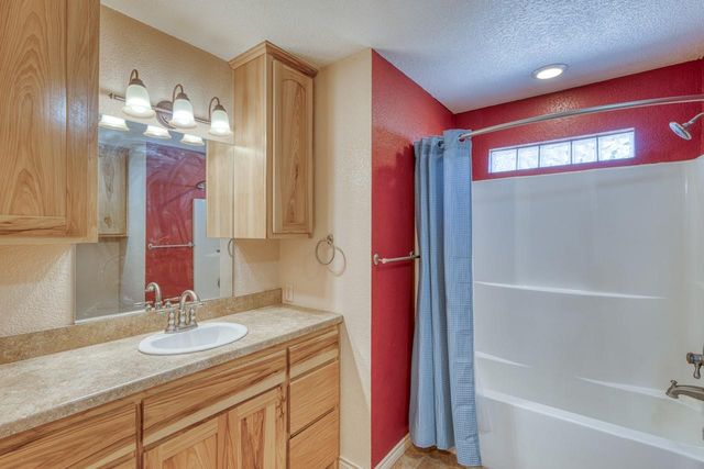 1129 Lonesome LOOP, Blanco, TX 78606