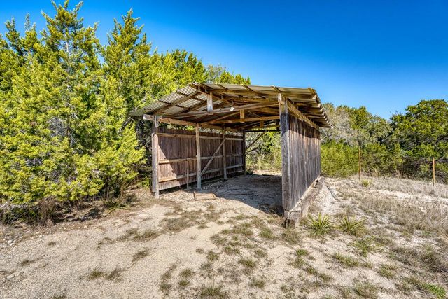 1129 Lonesome LOOP, Blanco, TX 78606