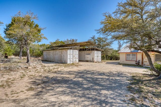 1129 Lonesome LOOP, Blanco, TX 78606