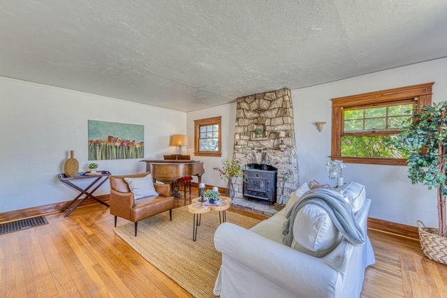 333 West Street, Salinas, CA 93901