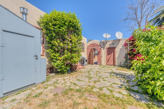 333 West Street, Salinas, CA 93901