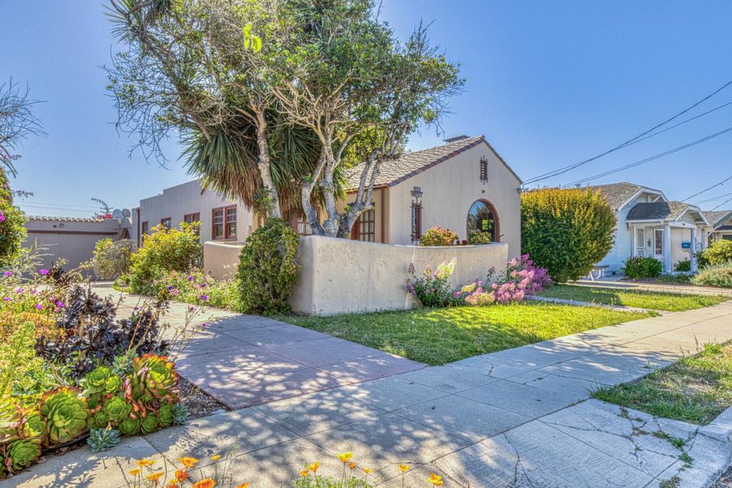 333 West Street, Salinas, CA 93901