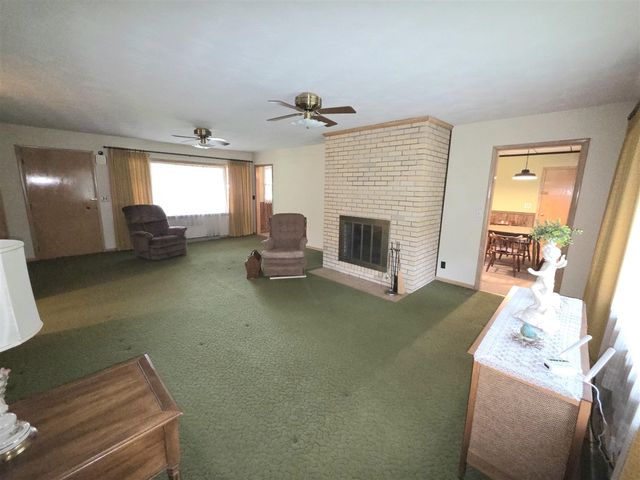 1465 Holton Road, Muskegon, MI 49445