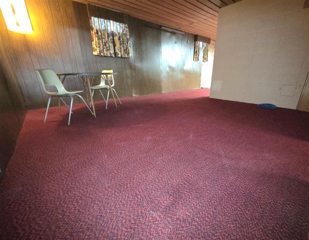 1465 Holton Road, Muskegon, MI 49445