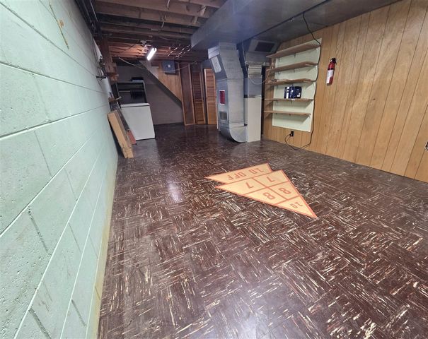 1465 Holton Road, Muskegon, MI 49445