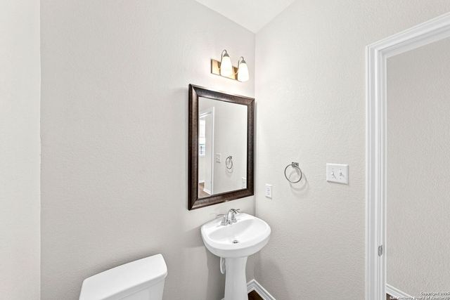 4750 Broadside Ave, Von Ormy, TX 78073