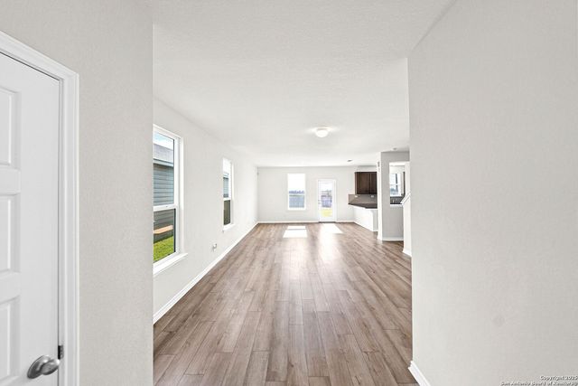 4750 Broadside Ave, Von Ormy, TX 78073