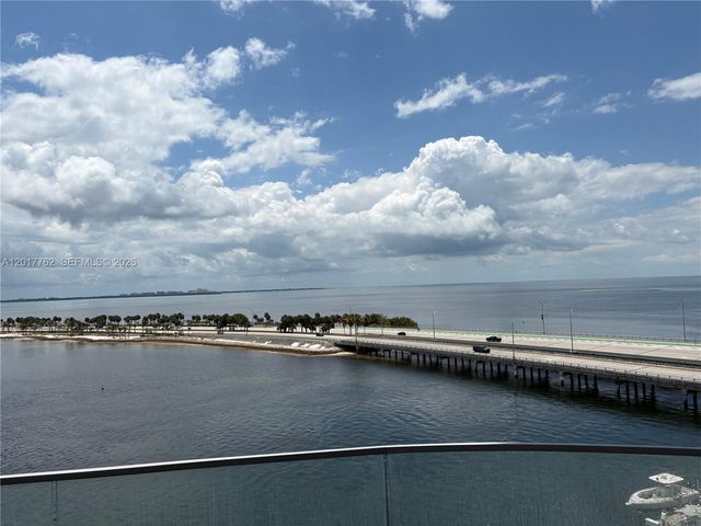 175 SE 25 602, Miami, FL 33129