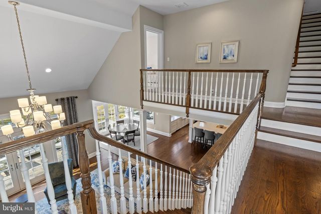2207 WHITE HORSE RD, Berwyn, PA 19312
