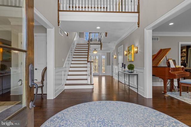 2207 WHITE HORSE RD, Berwyn, PA 19312