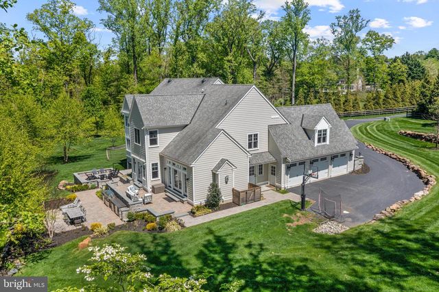 2207 WHITE HORSE RD, Berwyn, PA 19312
