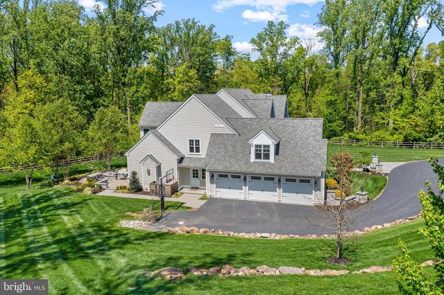 2207 WHITE HORSE RD, Berwyn, PA 19312
