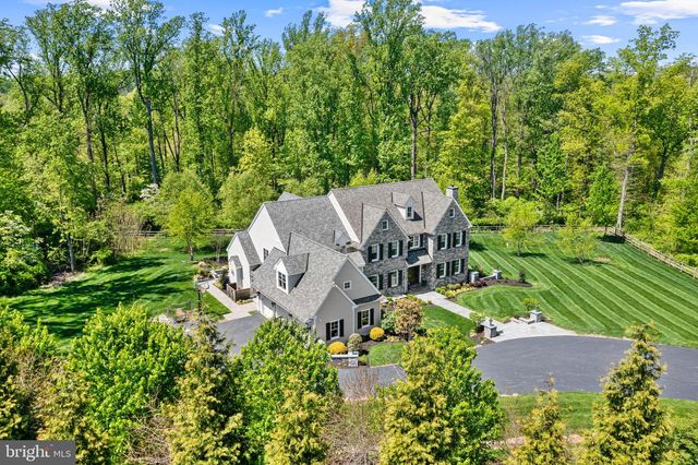 2207 WHITE HORSE RD, Berwyn, PA 19312