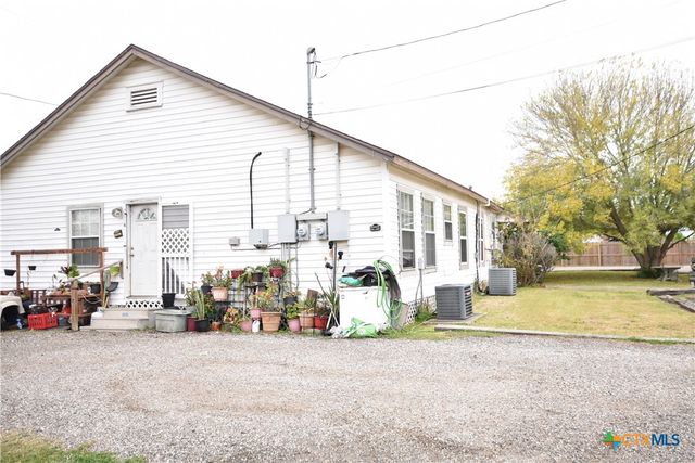 120 Haviland Street, Port Lavaca, TX 77979