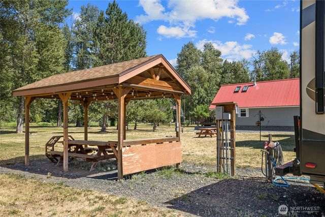 530 Elk Meadows Road, Cle Elum, WA 98922