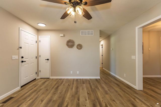 220 Brookmont Drive, Manhattan, KS 66502