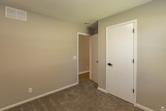220 Brookmont Drive, Manhattan, KS 66502