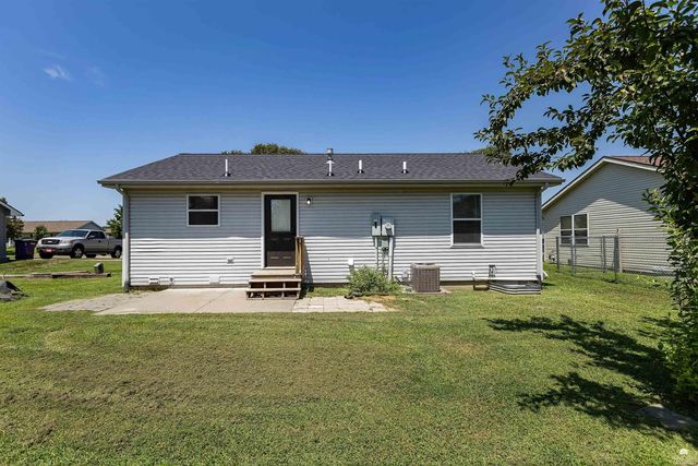 220 Brookmont Drive, Manhattan, KS 66502