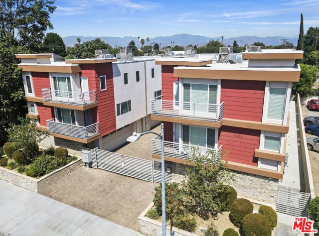 14321 Irma Way, Los Angeles, CA 91405