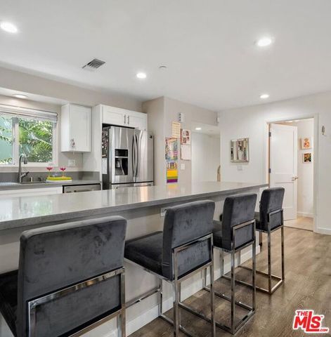 14321 Irma Way, Los Angeles, CA 91405