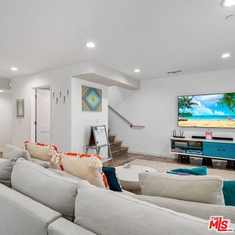 14321 Irma Way, Los Angeles, CA 91405