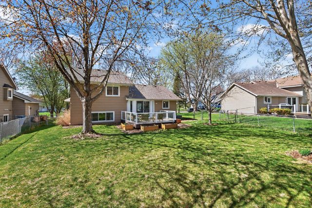 9510 Parkside Trail, Champlin, MN 55316