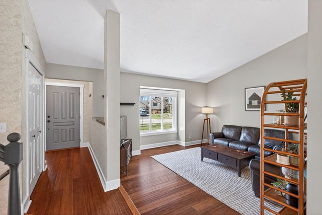 9510 Parkside Trail, Champlin, MN 55316