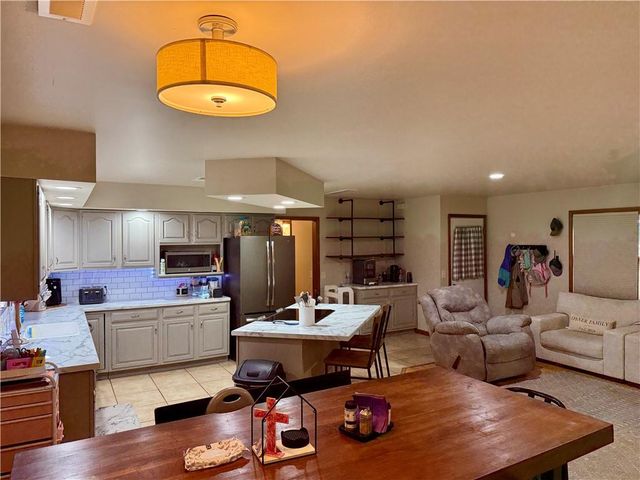 711 Conger Avenue, Burlington, KS 66839