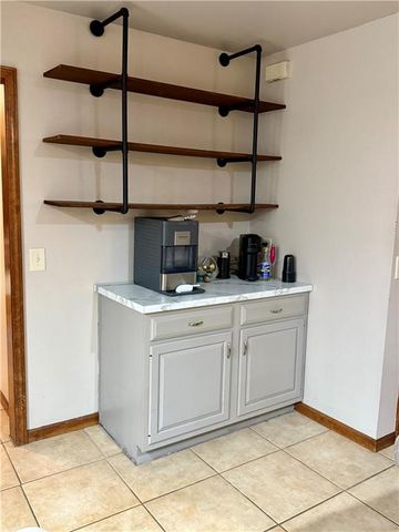 711 Conger Avenue, Burlington, KS 66839